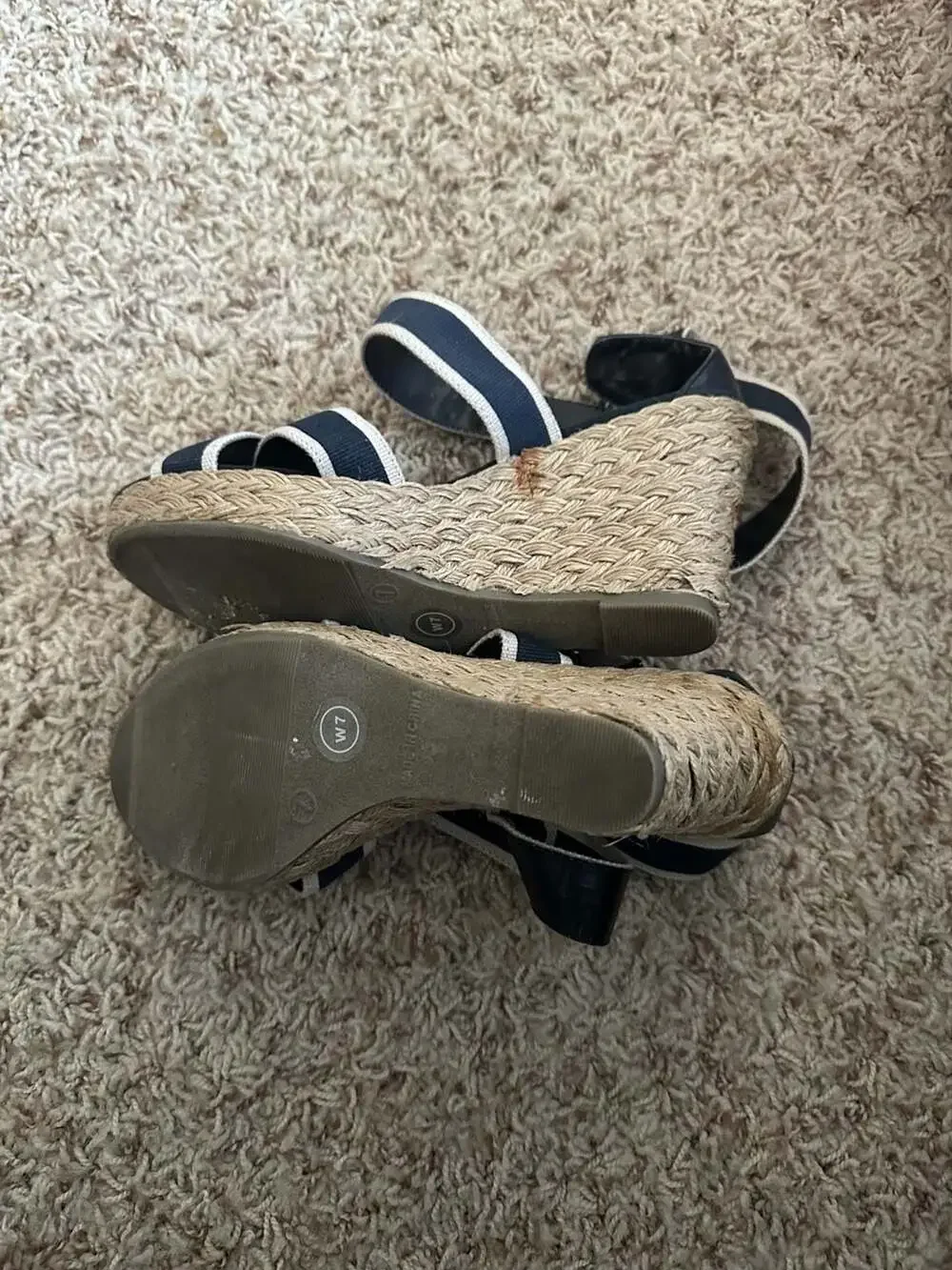 Gap Navy and Cream Striped Canvas Espadrille Wedge Sandals Size 7 pre owned